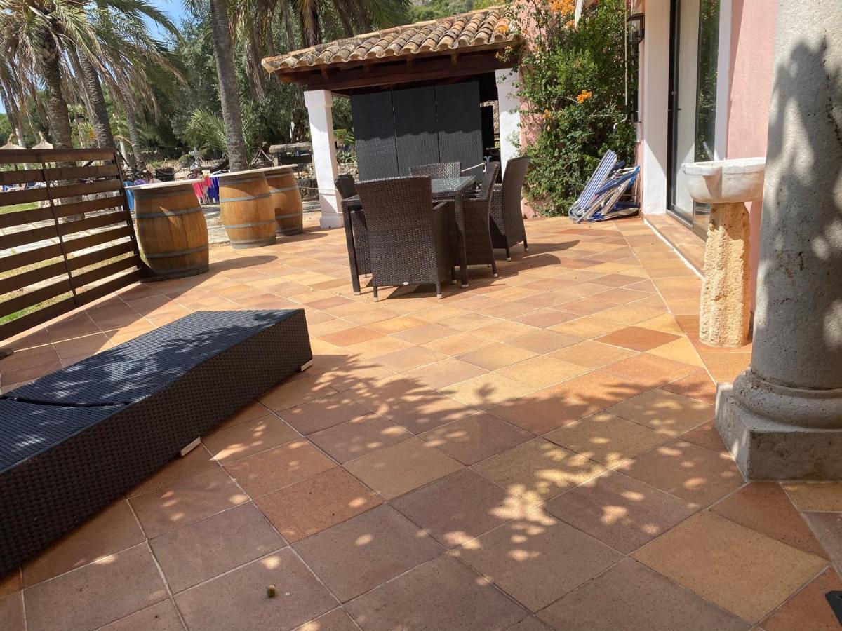 Puerto De Pollensa Villas And Apartments, With Private Mountain Ideal For Runners, Trailers,Near Puerto Pollensa Beach Approximately 5 Minutes Walking, Unique Experience In A Ullal Old Typical Mallorca House With Private Mountain And Near To The Beac Eksteriør bilde