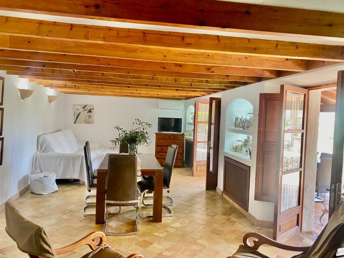 Puerto De Pollensa Villas And Apartments, With Private Mountain Ideal For Runners, Trailers,Near Puerto Pollensa Beach Approximately 5 Minutes Walking, Unique Experience In A Ullal Old Typical Mallorca House With Private Mountain And Near To The Beac Eksteriør bilde