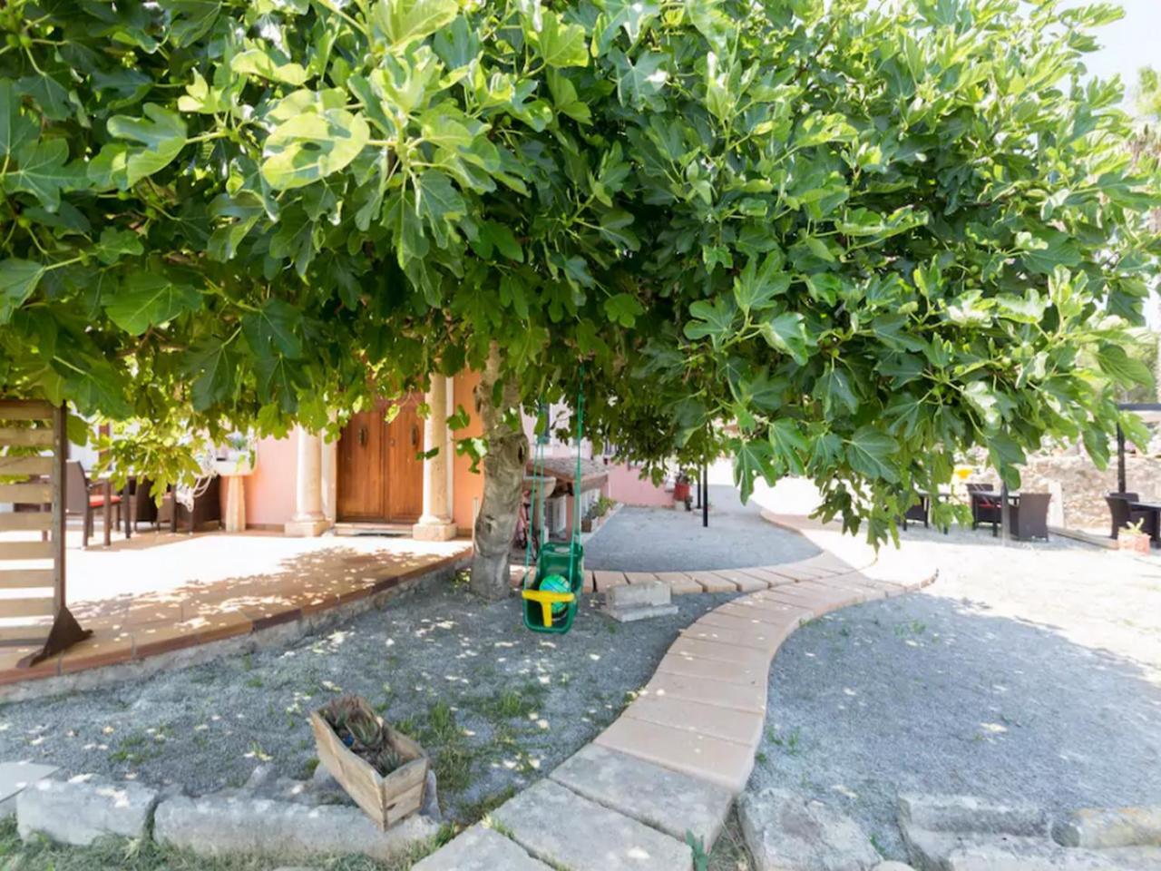 Puerto De Pollensa Villas And Apartments, With Private Mountain Ideal For Runners, Trailers,Near Puerto Pollensa Beach Approximately 5 Minutes Walking, Unique Experience In A Ullal Old Typical Mallorca House With Private Mountain And Near To The Beac Eksteriør bilde